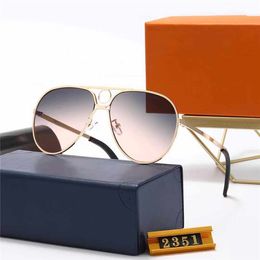 Óculos frios óculos de sol aviador masculino óculos de proteção femininos e designer em forma de V UV400 copos protetores de proteção de ouro copos de moldura de armação