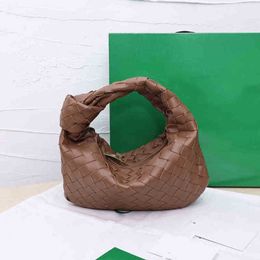 Evening Bags Designer Bag Handbag Fashion Clutch New Wedding Wallet Ladies Shoulder Classic Weaving Leather For Women 0507 230201