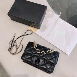 Новые роскошные дизайнеры сумки женская сумочка Clogo Messenger Bag Кожаная элегантная кошелька по кроссу с коробкой с коробкой