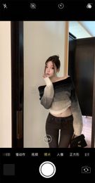 Women's T Shirts GS2206 Off-shoulder Gradually Changing Knitted Shirt Women's Spring 2023 Vintage Spicy Girl Slim Long-sleeved Top