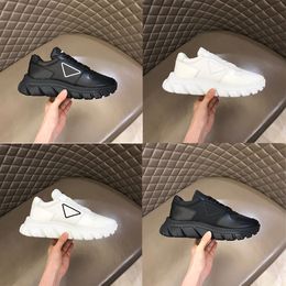 Lady Designer Casual Shoes Triangle Thick Sole Double Wheel Nylon Sneakers Women White Canvas Luxury Low Leather Shoes KVH6