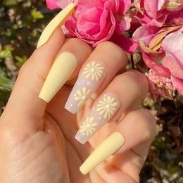 False Nails 24Pc Press On Almond French Nail With Flower Wearable Acrylic Tips Reusable Full Cover Fake
