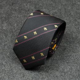2023 Nuovi Uomini Cravatte Moda Cravatta di seta 100% Designer Cravatta Jacquard Classico Tessuto fatto a mano per Matrimonio Cravatte casual e da lavoro con scatola originale 886