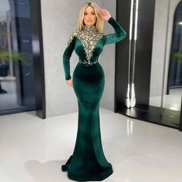 Elegant Velvet Mermaid Evening Dresses Beaded Prom Gowns With Long Sleeves High Neckline Plus Size Formal Dress