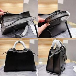 Totes Hourglass Bags neo classic Tote Designer Shoulder Bag womens Luxury Handbags Alligator Genuine leather Alloy locomotive croc316f