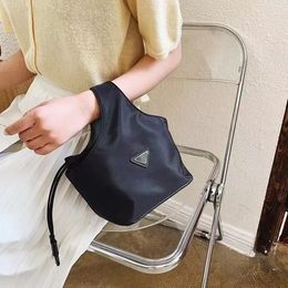Новые женские роскоши дизайнеры ковша сумки сумочки бродяг
