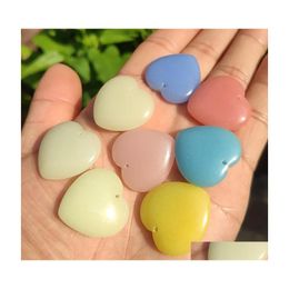 Charms 25Mm Heart Shape Luminous Stone Fluorescent Chakra Healing Pendant Glow In Dark For Necklace Jewellery Accessories Drop Deliver Dhog6