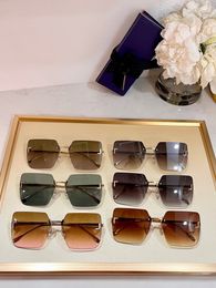 Men Sunglasses For Women Latest Selling Fashion Sun Glasses Mens Sunglass Gafas De Sol Glass UV400 Lens With Random Matching Box 4082