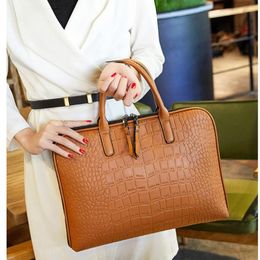 Briefcases Mrs Casual Totes13 14 Cus Laptop Bag Office For Women Cases Female Manager Busin Leather Handbag