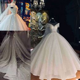 Boll paljetterad klänning glitter bröllopsklänningar för brud sexig utanför axeln dubai arabiska prinsessan brudklänningar vintage plus size bollklown vestidos al7973 s klänning