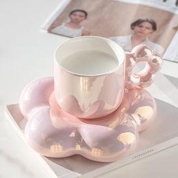 Cups Saucers Nordic Fashion Coffee Cup With Plate Set Flower Shape Saucer Pillow Plating Ceramic Mug Drop