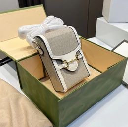 2023 Fashion designer men's and women's waist bag purse brand leather messenger bag mobile phone bag letter bag179Q