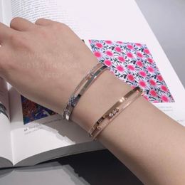 MOVE NOA дизайнерский браслет Браслет для женщин с бриллиантами Позолота 18K T0P качество Официальные репродукции классический стиль подарок для подруги 013
