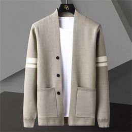 Mens hoodies Sweater Cardigan Casual V-Neck Shirt Autumn Winter Slim Long Sleeve Men Sweaters Knitted Pull Tops Size M-4XL