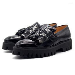 Dress Shoes 2023 Slip On Moccasins Men Black Mens Genuine Leather Thick Platform Tassels Man Luxury Shoe Plus Size