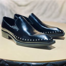 Unique Heel Rivets Derby Shoes Gentlemen Formal Business Shoes Men Driving Loafers Fashion Flats