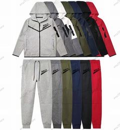 Pantaloni di vello tecnologici spessi e di alta qualit￠ pantaloni da uomo pantaloni sportivi designer space cotone jogging mimetico pantaloni rastremati