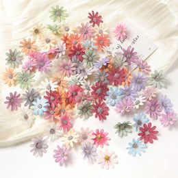 Decorative Flowers Wreaths 50/100pcs Artificial Flowers Small Daisies Home Deco Wedding Decoration Fake Flower DIY Garland Craft Jewelry Bridal Accessories