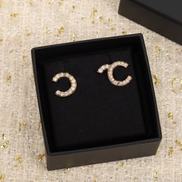 2023 Luxury quality Charm stud earring with diamond nature shell in black white Colour design have box stamp PS3336