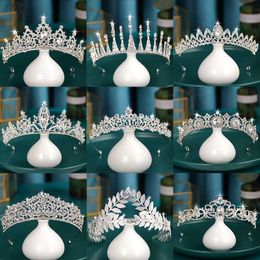 Tiaras Silver Colour Wedding Hair Accessories Crystal Rhinestone Crown Cheap Tiaras Diadems Women Hair Jewellery Princess Headpiece Z0220