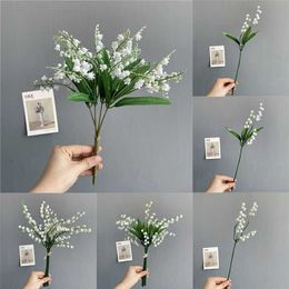 Decorative Flowers Wreaths Artificial Lily of the Valley Flower Bouquet Home Decoration Romantic White Flower Country Wedding Party Desktop Decor 25/30cm T230217