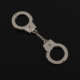 Simulated Handcuff Metal Keychain Personality Simulation Advertising Car Waist Keyring Chain Pendant Accessories