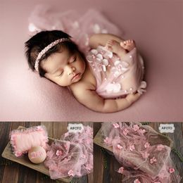 Caps Hats born Pography Props Flower Pearl Mesh Wrap Background Baby Lace Cloth Pillow for Po Shoot Studio Accessories 230220