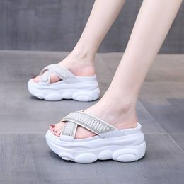 2024 Летние платформы Slippers Outdoor Fashion увеличить удобное место для отдыха пляжные сандалии