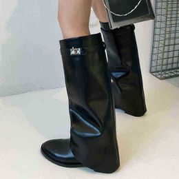 Autumn Winter Fashion New Wide Tube Botas da perna das pernas redonda Cabe￧a do calcanhar m￩dio Knee Knee High Boots Sapatos femininos