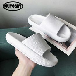 Slippers Women Thick Platform Slippers 2023 Summer Bathroom Home Slippers Men Soft Sole Eva Indoor Slides Sandals NonSlip Flip Flops Z0220