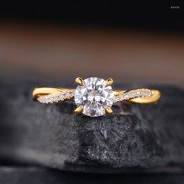 Wedding Rings Classic Gold Colour Round Zirconia Women's Ring Simple Twist Zinc Alloy Ladies Jewellery Accessories Gift