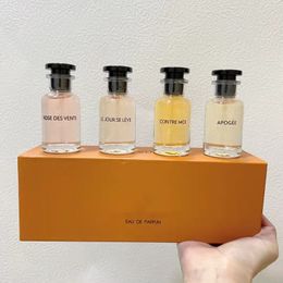 The Latest cologne style perfumes dream rose perfume set kit 4 in 1 with box festival gift for women amazing smell spray 4pcs 30ml suit free delivery