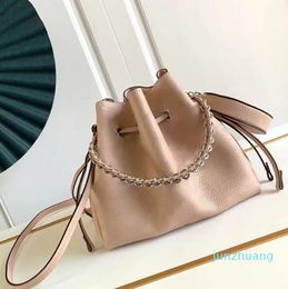 Yüksek İmitasyon Tasarımcısı Crossbody Bag Bella Orijinal Deri Lady Buck Bag M57070 19CM 7 ZL080