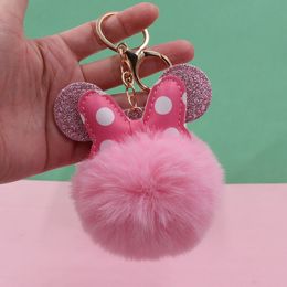 Accessori per gioielli per le catene chiave Pompom carine Polka Dot Bow Mouse Design Fluffy Faux Rabbit Fur Sfera Donne femminile Borsa per auto Stuffa di scuola Chiave Rings Ringili per i tieiring