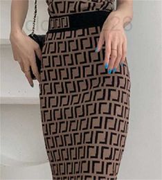 designer Designer Womens Dresses Elegant Chain Letter Party Dress Women's Fashion Half-length Skirt Solid Colour Knit Step Package Hip Short Size S-XL QBM1