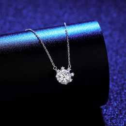 Necklaces Brand Design Mosan Diamond S Sier Snowflake Pendant Jewellery Shiny Zircon Romantic Women Necklace Wedding Accessories
