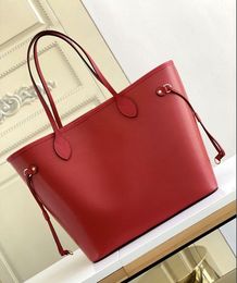 2023 This is high quality stuff. New fashion women handbags ladies designer composite bags lady clutch bag shoulder tote female purse wallet MM size32cm