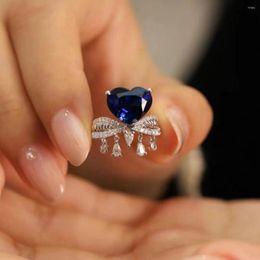 Cluster Rings 2023 Arrival Small Hear Shape Simulation Sapphire Blue CZ Wedding Ring For Women Silver Color Bridal Promise Jewelry