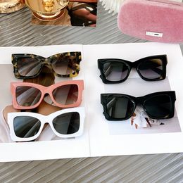 Women's Spring and Summer Designer Sunglasses Couple Holiday Travel Metal Letter Print sun glasses