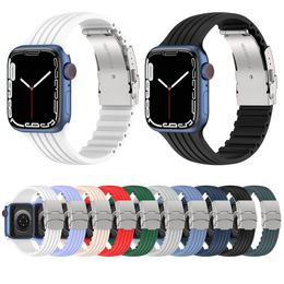 Striped Silicone Band Metal Folding Buckle Straps Wristband Luxury Bracelet for Apple Watch 38/40/41mm 42/44/45/mm Strap for iWatch Series 3 4 5 6 7 8