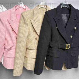 Designer-Damenanzüge, Blazer, Frühlings- und Herbstmode, hochwertiger kleiner Anzug, Löwenknopf, kurz, schwarz, weiß, Jacquard-Jacke NPF4
