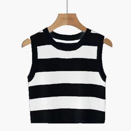 New women's top striped sleeveless sweater crewneck outside wear inside T-shirt fashion short T-shirt wholesale