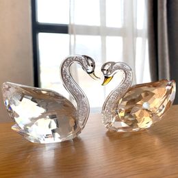 Decorative Objects Figurines 3 Colours Bigger Swan Crystal Glass Figurine Collection Diamond Animal Paperweight Table Ornament Wedding Gifts 230221