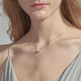 Chains Diamond Initial Necklace High Class Small Waist Pendant Female Fashion Design Sense Luxury Collarbone Letter