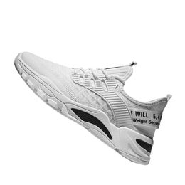 Scarpe da corsa da uomo Scarpe da corsa nero bianco Moda classica Mesh outdoor Traspirante morbido Sport Uomo Sneakers Chaussures 40-44