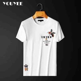 Men's T-Shirts Summer Short Sleeve Mens TShirt New Trend Embroidery Bee Crown Letter Bottoming Shirt Slim Versatile Top Male Tees Clothing 4xl Z0221