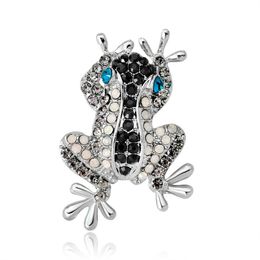 Pins Brooches Wholesale Womens Fashion Natural Insect Animal Lovely Alloy Rhinestone Frog Brooch Pins Women/Man Party Wear Dhvfk