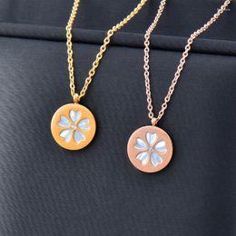 Pendant Necklaces Fashionable Gold Plated White Shell Flower Shape Necklace Women Charm Stainless Steel Cherry Coin For Girls