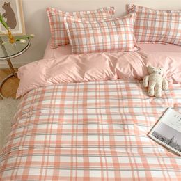 Bedding sets Nordic Duvet Cover and Bedsheet 220x240 Quilt Fashion 150x200 Luxury Set Soft Plaid Bed Linen 230221