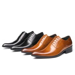 British Style Handmade Men Oxford Shoes Genuine Leather Lace Up Dress Shoes Pointed Toe Party Brogue Shoes Male